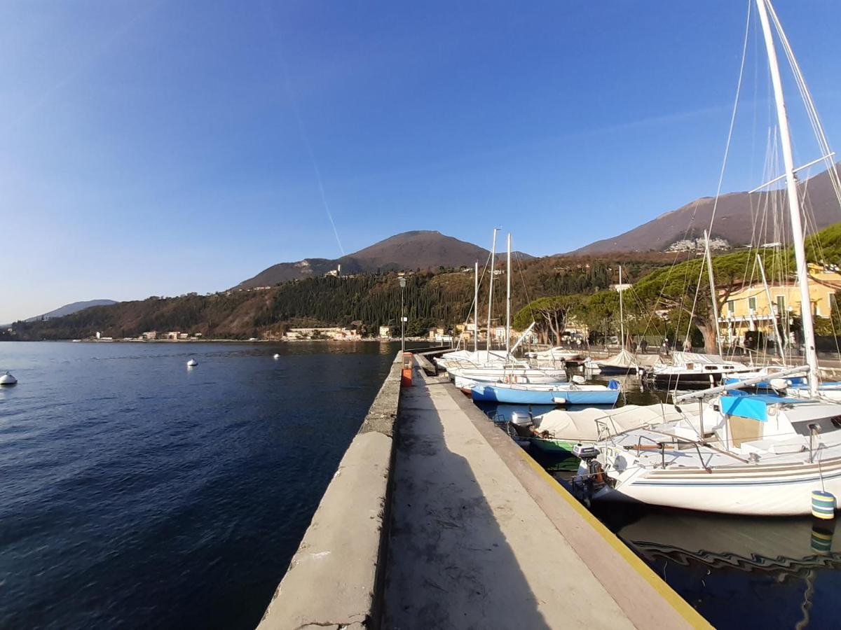 Appartamento Lido 'With Parking Space Included' Toscolano Maderno Ngoại thất bức ảnh