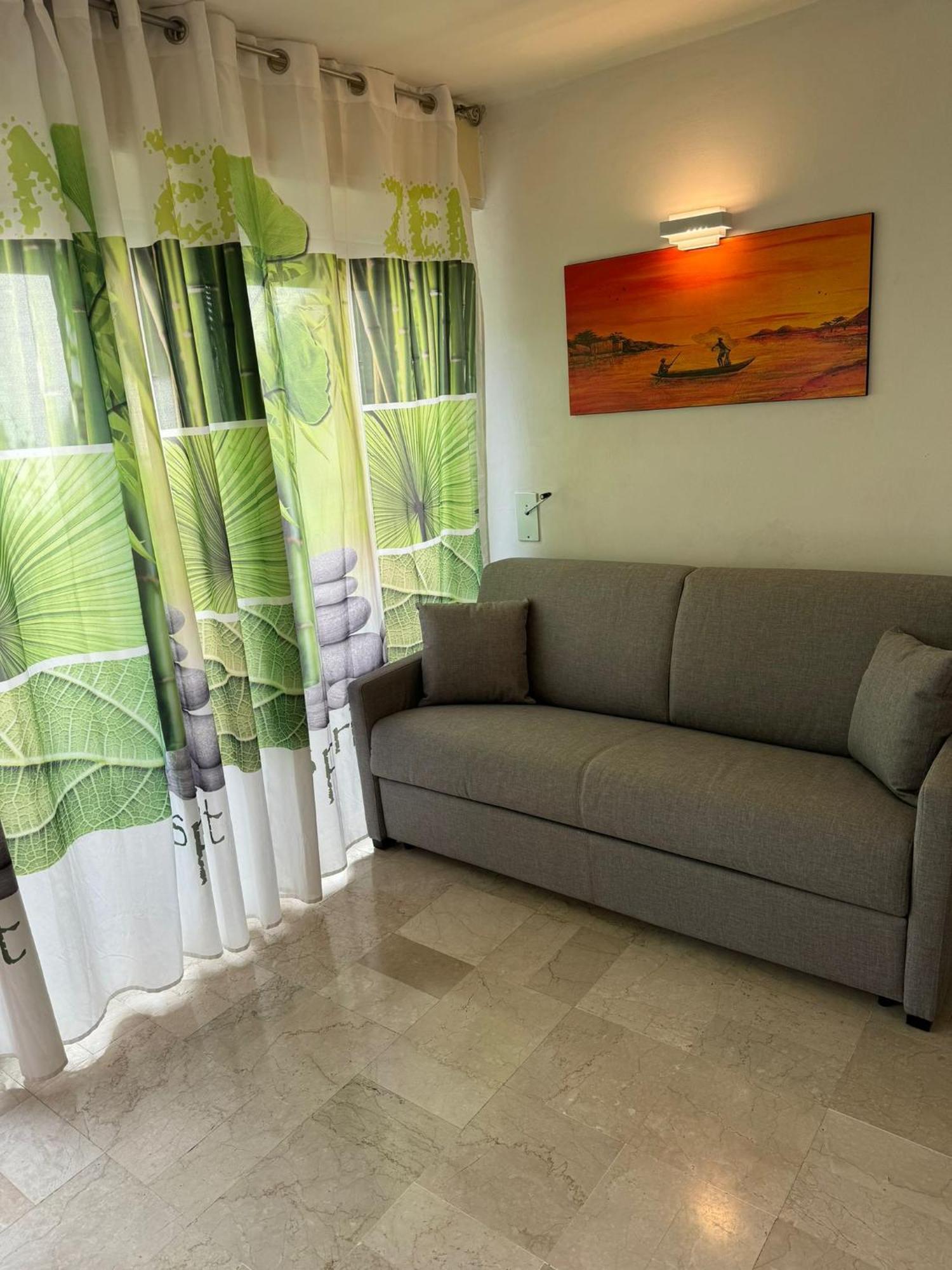 Appartamento Lido 'With Parking Space Included' Toscolano Maderno Ngoại thất bức ảnh
