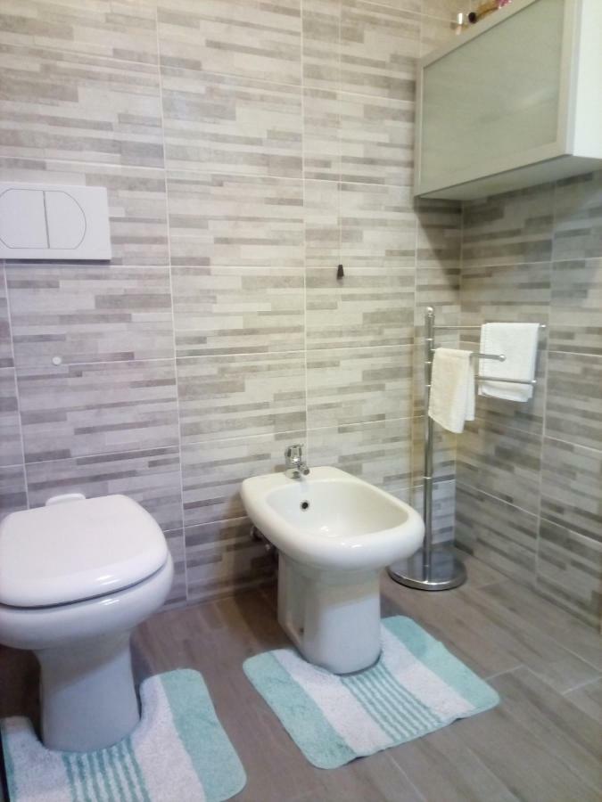 Appartamento Lido 'With Parking Space Included' Toscolano Maderno Ngoại thất bức ảnh